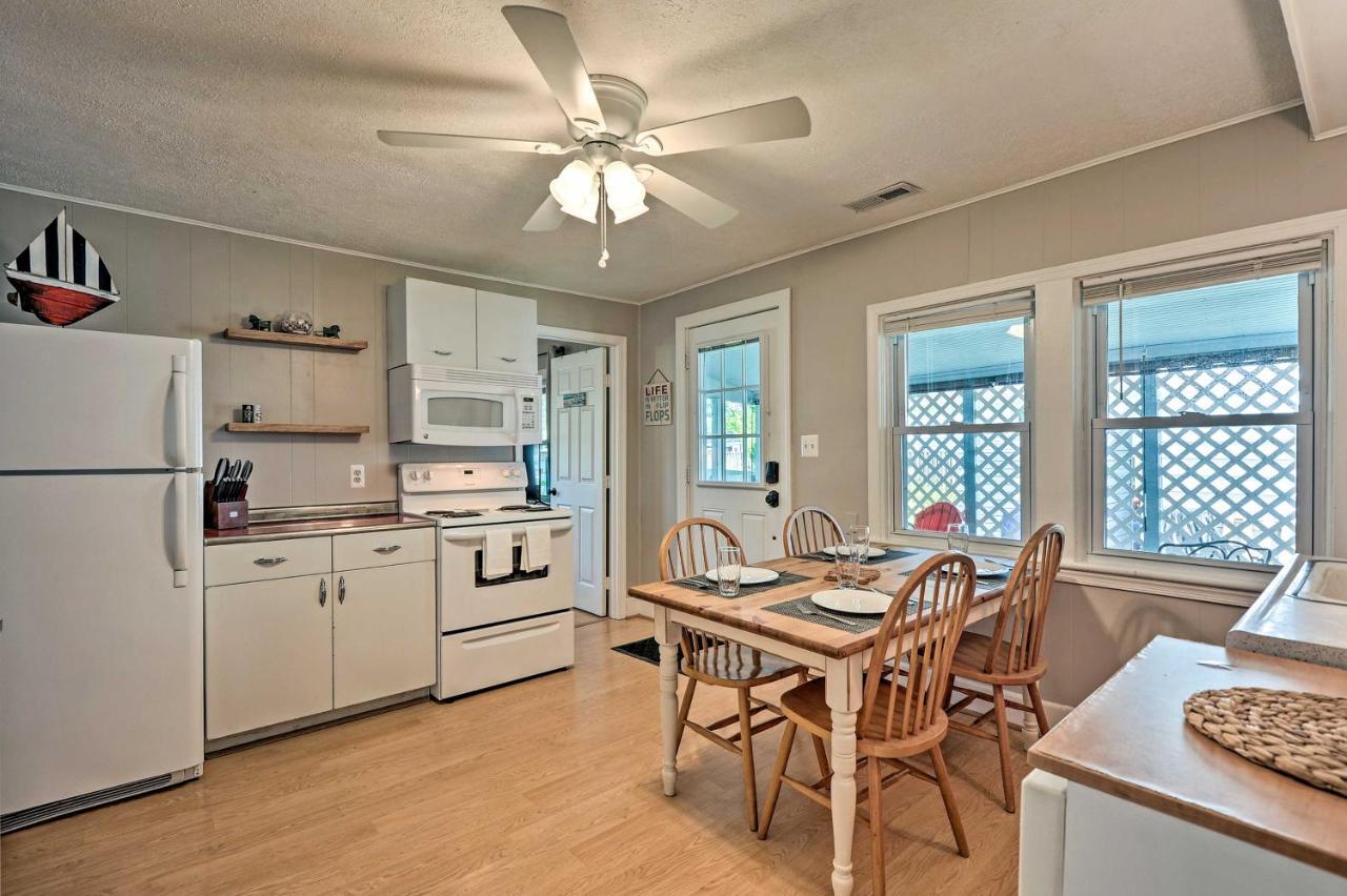 The Blue Crab Cottage - 3 Blocks From The Beach! Colonial Beach Buitenkant foto