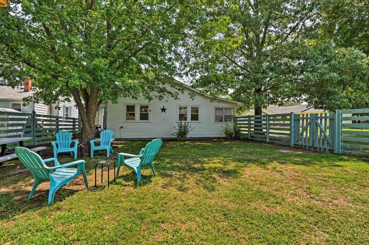 The Blue Crab Cottage - 3 Blocks From The Beach! Colonial Beach Buitenkant foto
