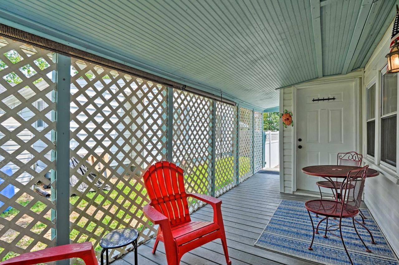 The Blue Crab Cottage - 3 Blocks From The Beach! Colonial Beach Buitenkant foto